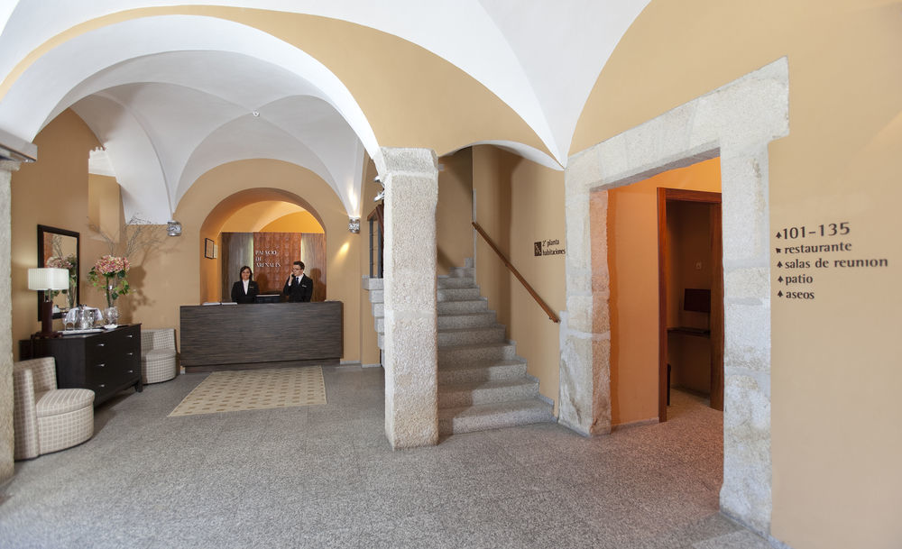 Hospes Palacio de Arenales&Spa Caces Exterior foto