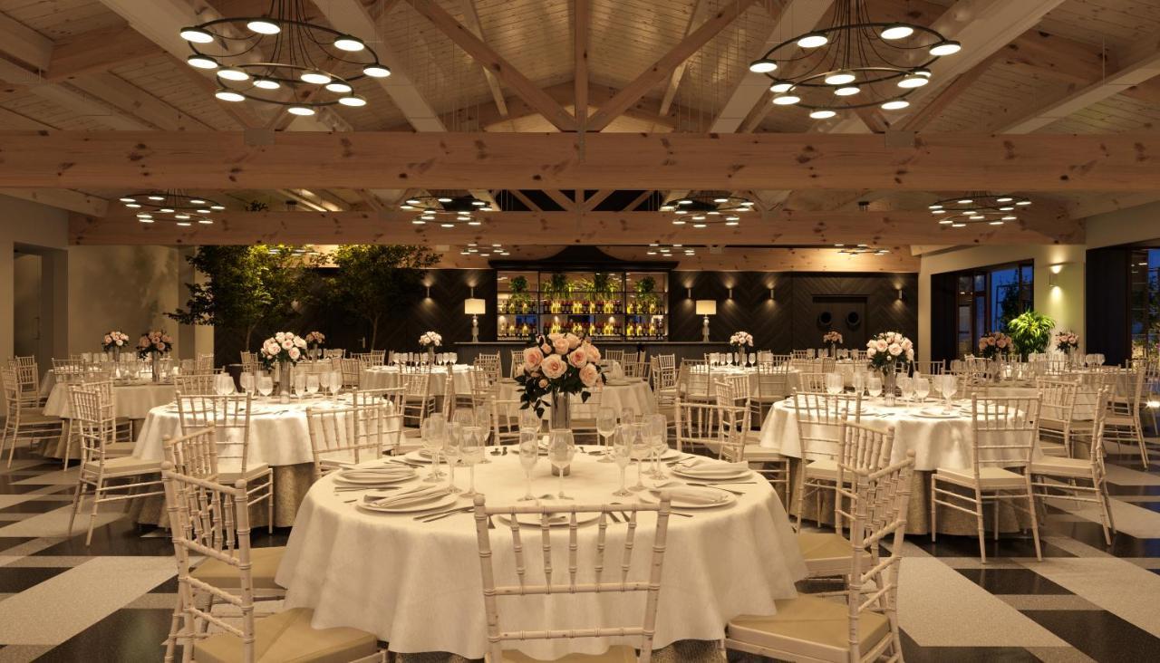 Hospes Palacio de Arenales&Spa Caces Exterior foto The interior of the restaurant